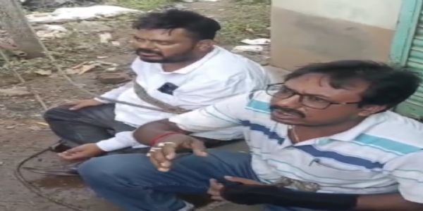 তৃণমূল পঞ্চায়েত প্রধান ও উপপ্রধান কে বেঁধে রেখে ডিমথেরাপি, উদ্ধার করল আরামবাগ পুলিশ