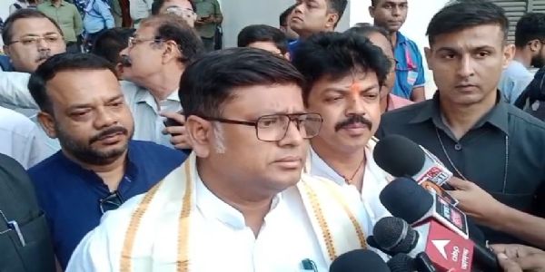মদন মিত্রের ‘পদত্যাগ’ জল্পনায় তৃণমূলকে নিশানা সুকান্ত, বললেন— ‘শেষে শুধু পিসি-ভাইপোই থাকবেন’