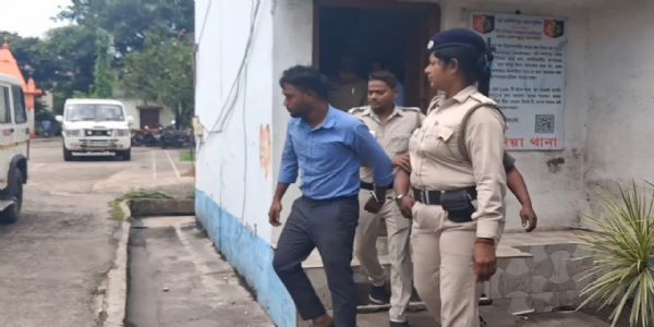 হলদিয়া বন্দরে কয়লা চুরির অভিযোগে গ্রেফতার ৩, ধৃতদের আদালতে পেশ