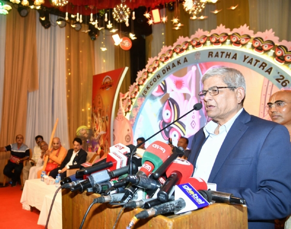 বক্তব্য পেশ করছেন মন্ত্রী মির্জা ফখরুল ইসলাম আলমগীর