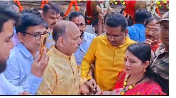 রথযাত্রায় শামিল হলেন মন্ত্রী ড. অজয় কুমার পোদ্দার