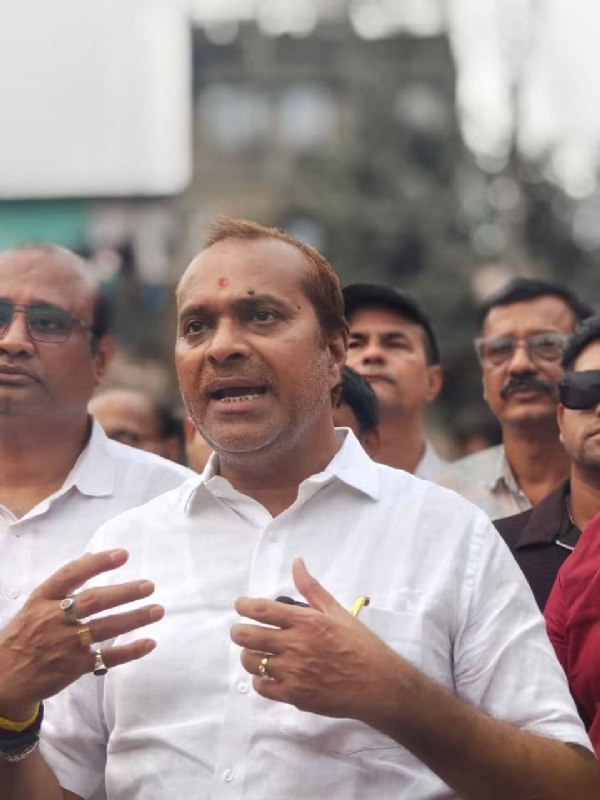 রিষড়া পৌরসভার চেয়ারম্যানের পদত্যাগ