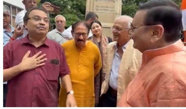 বিধানসভা চত্বরে তৃণমূল নেতারা