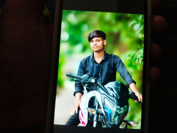 মৃত খানাকুলের কিশোর মৃত খানাকুলের কিশোর