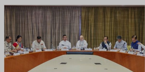 কলকাতায় আইন-শৃঙ্খলা পর্যালোচনা বৈঠক অমিত শাহের, নারী ও অভ্যন্তরীণ নিরাপত্তা জোরদার করার নির্দেশ