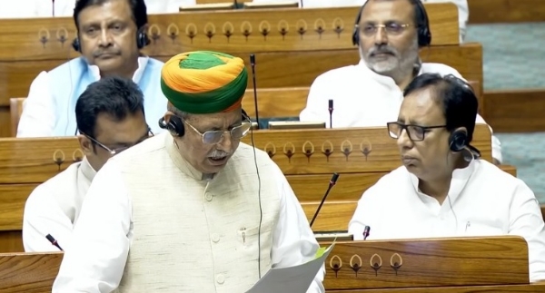 লোকসভায় সুপ্রিম কোর্ট সংশোধনী বিল পেশ মেঘওয়ালের
