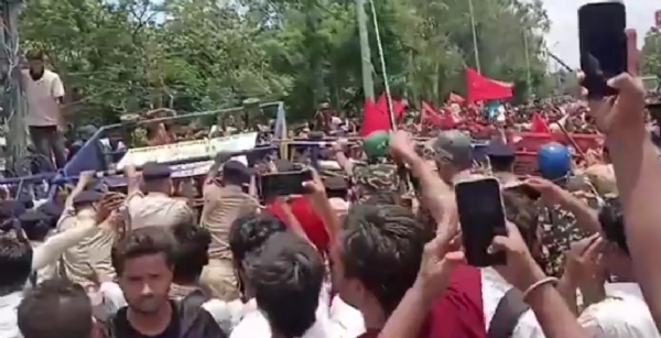 বুধবার ফের ভিড় যন্তর মন্তর চত্বরে, জমায়েত পাটনাতেও