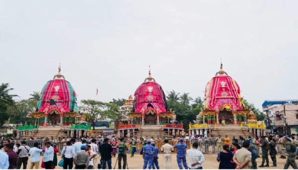 কড়া নিরাপত্তায় পুরীতে বাহুড়া যাত্রা শুরু