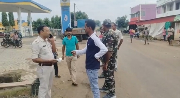 খানাকুলে নাকা চেকিং