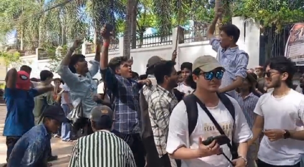 ছাত্রসমাজের উল্লাস