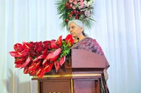 মুম্বইয়ে ‘আয়কর সিন্ধু’-র উদ্বোধন নির্মলা সীতারমনের মুম্বইয়ে ‘আয়কর সিন্ধু’-র উদ্বোধন নির্মলা সীতারমনের