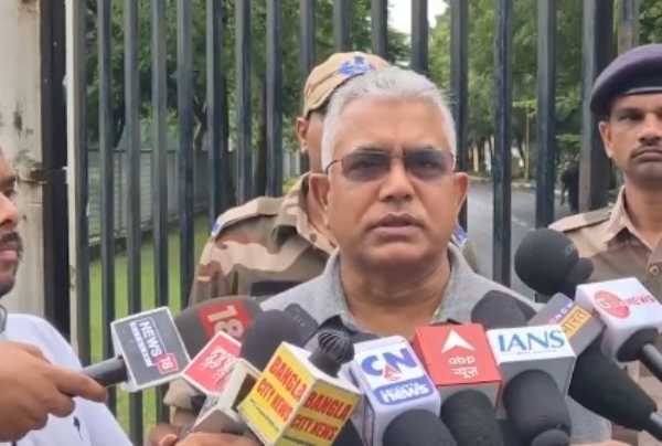 দিলীপ ঘোষ