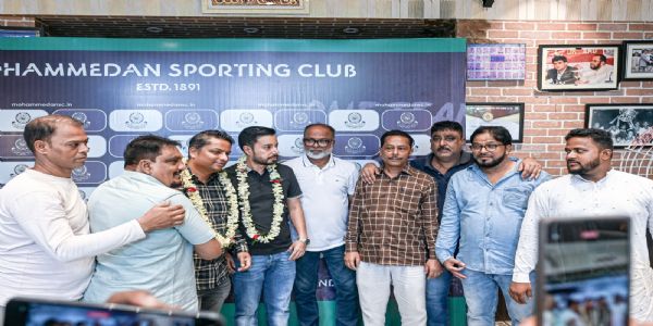 ফিফার আরোপিত রেজিস্ট্রেশন নিষেধাজ্ঞা উঠছে - আশ্বাস মহমেডান স্পোর্টিং ক্লাবের কর্তা ব্যাক্তিদের