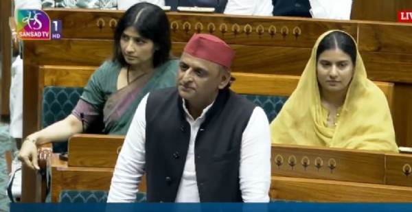 অখিলেশ