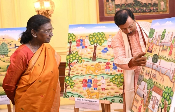 রাষ্ট্রপতি ভবনে শিল্পীদের সঙ্গে সাক্ষাৎ রাষ্ট্রপতির