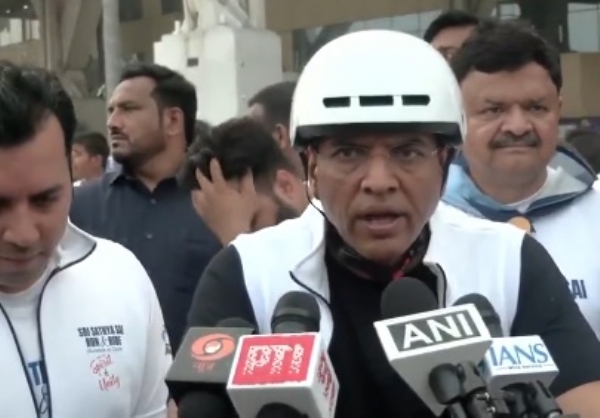ফের সাইকেল চালানোর ওপর জোর দিলেন কেন্দ্রীয় মন্ত্রী মান্ডভিয়া