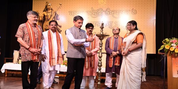 মহর্ষি নারদের সততা, প্রজ্ঞা ও রাষ্ট্রধর্ম থেকে অনুপ্রেরণা নেওয়া উচিত এখনকার সাংবাদিকদের : রাজ্যপাল আর. এন. রবি