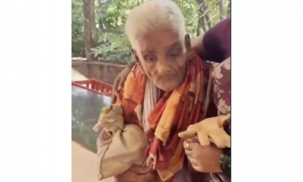 ১১৬ বছর বয়সে পায়ে হেঁটে তিরুমলায়, বৃদ্ধার ভক্তিভাবের প্রশংসায় অন্ধ্রের মুখ্যমন্ত্রী