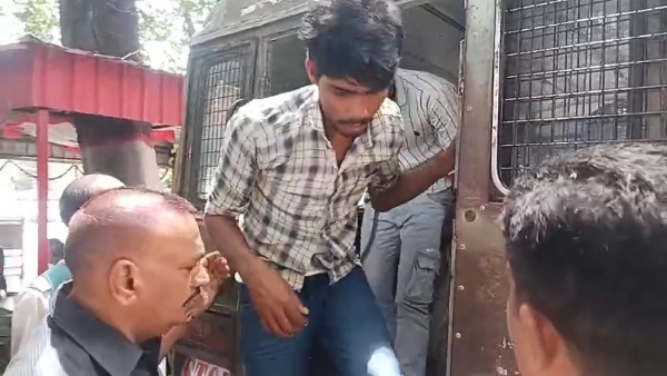 ধর্ষনের জন্য গ্রেফতার ধর্ষনের জন্য গ্রেফতার