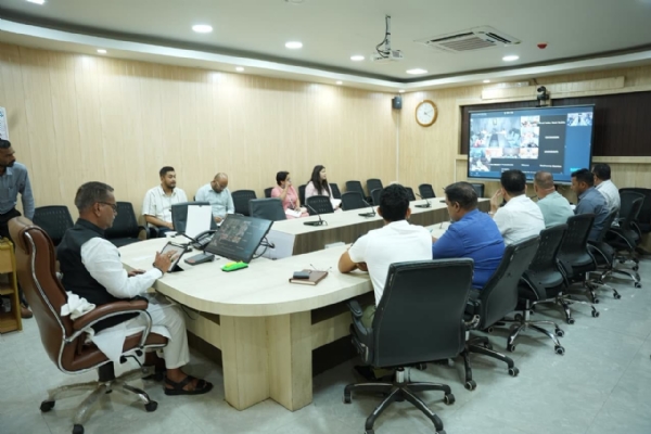 পর্যালোচনা বৈঠক মন্ত্রী অশোক সিংহলের পর্যালোচনা বৈঠক মন্ত্রী অশোক সিংহলের