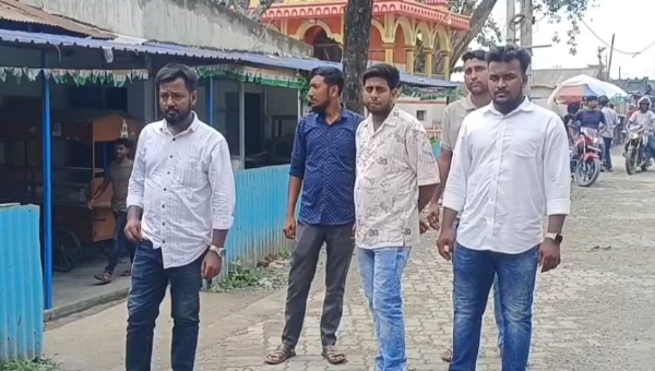 বাংলাদেশ থেকে ফিরলেন