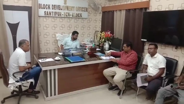 বৈঠকে স্বপন পাল