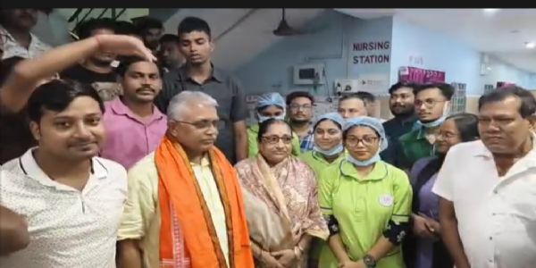 অসুস্থ গোঘাট বিধায়ককে দেখতে নার্সিংহোমে দিলীপ ঘোষ