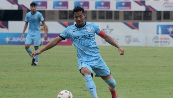 মুম্বাই সিটি এফসি থেকে লালিয়ানজুয়ালা ছাংতেকে স্বাক্ষর করিয়েছে মোহনবাগান