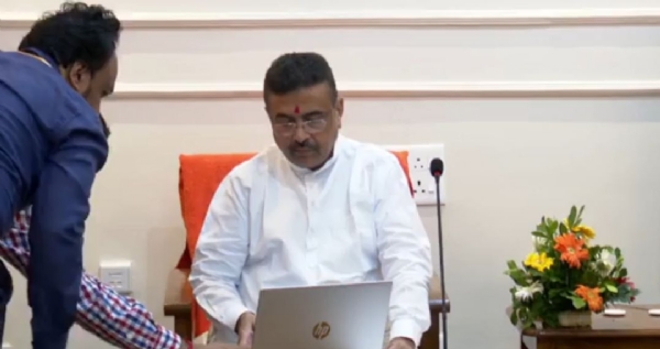 স্বপঞ্জিকরণ মুখ্যমন্ত্রী শুভেন্দু অধিকারীর, বললেন জনগণনায় অগ্রাধিকার রাজ্য সরকারের