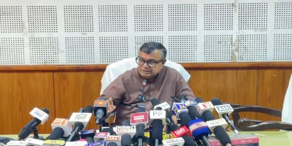 বর্ধিত বিদ্যুৎ মাশুলে ক্ষোভ, মুখ্যমন্ত্রী ফিরলেই সিদ্ধান্ত : বিদ্যুৎ মন্ত্রী