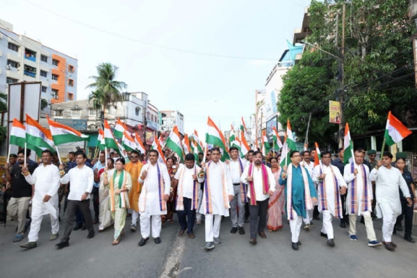 আগরতলায় তিরঙ্গা রেলি