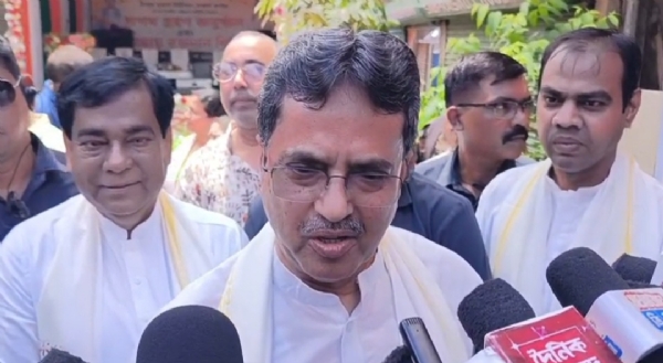মুখ্যমন্ত্রী প্রফেসর (ডাঃ) মানিক সাহা