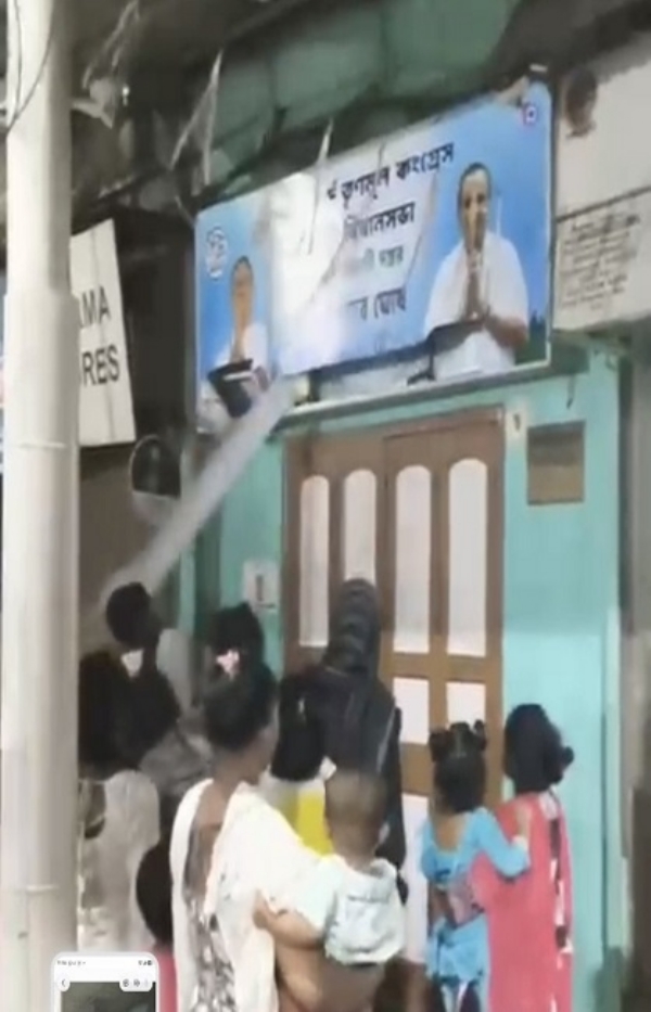 কুণাল ঘোষের বাড়ি ও পার্টি অফিসে হামলার অভিযোগ