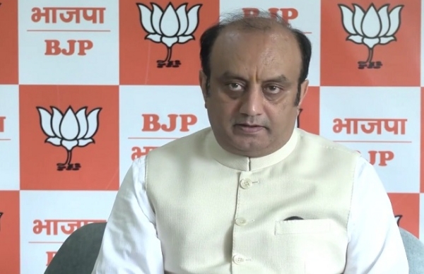 হাইকোর্টের রায় নিয়ে আপকে নিশানা বিজেপির, কেজরিওয়ালের কাছে জবাব চাইলেন ত্রিবেদী