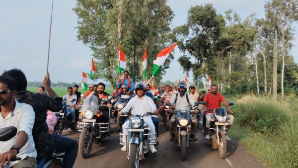 গোঘাট বিধায়ক প্রশান্ত দিগারের নেতৃত্বে গোঘাটের ত্রিরঙ্গা যাত্রা