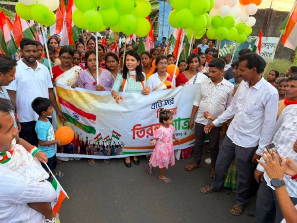 স্বাধীনতা দিবসের পদযাত্রায় মন্ত্রি সুমনা সরকার