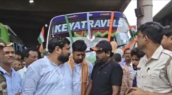 আট বছর পর সূচনা হলো বাস পরিষেবা