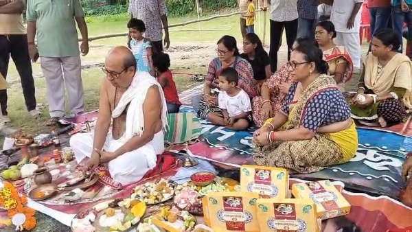 দুর্গোৎসবের খুঁটি পুজো