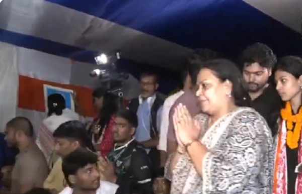 এবার শুধু সিবিআই তদন্ত চাইছেন পড়ুয়ারা