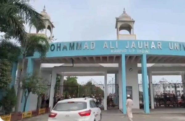 সপা নেতা আজম খানের সঙ্গে সম্পর্কিত একাধিক ঠিকানায় ইডি-র তল্লাশি
