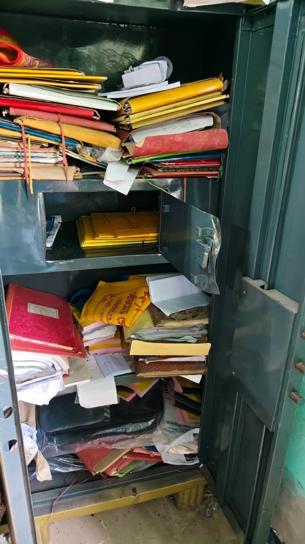 খানাকুলে স্কুলে চুরি