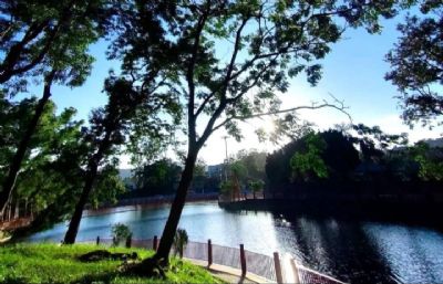 শতবর্ষের দোরগোড়ায় হাফলং লেক ব্রিটিশ গল্ফ কোর্সের স্মৃতি পেরিয়ে পাহাড়ি শহরের প্রাণকেন্দ্র