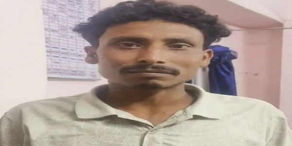 এসটিএফ ও জিআরপির যৌথ অভিযানে ভাগলপুর স্টেশনে গ্রেফতার এক
