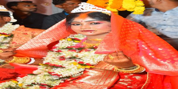 আরামবাগে গৃহবধূ অস্বাভাবিক মৃত্যুতে উত্তেজনা