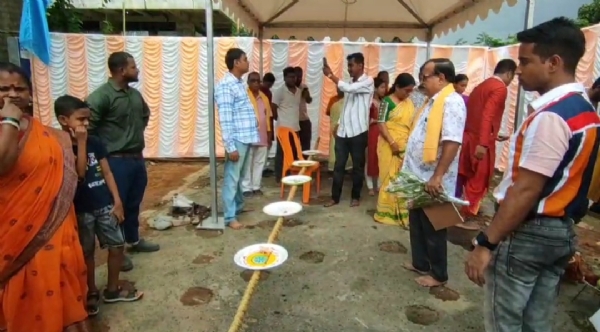 খুঁটিপুজো শারদোৎসবের খুঁটিপুজো শারদোৎসবের