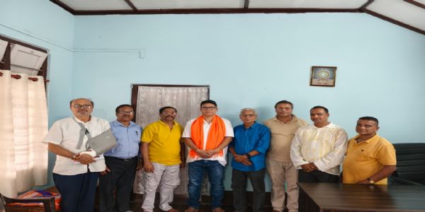এনসিএইচএসি চেয়ারম্যানের সঙ্গে সাক্ষাৎ বাঙালি পরিষদ অসম ডিমা হাসাও জেলা কমিটির প্রতিনিধিদলের