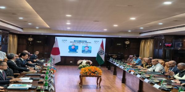 প্রতিরক্ষা প্রযুক্তিগত অংশীদারিত্ব আরও জোরদার করতে সম্মত ভারত ও জাপান