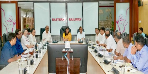 পূর্ব রেলের উদ্যোগে উচ্চ পর্যায়ের পর্যালোচনা বৈঠক