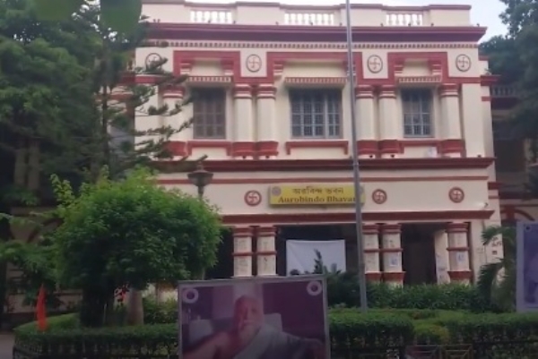 যাদবপুর বিশ্ববিদ্যালয়ে উত্তেজনা, এবিভিপি ও এসএফআই-এর মধ্যে সংঘর্ষ