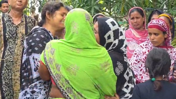 গৃহবধূ খুন